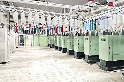 G 37 ring spinning machine at Zagis Spinning Mill, Mexico