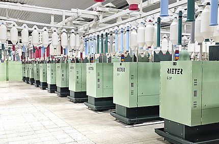 G 37 ring spinning machine at Zagis Spinning Mill, Mexico