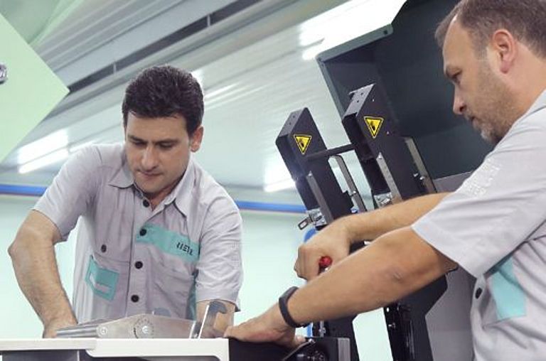Technology experts delivering mill optimization services.