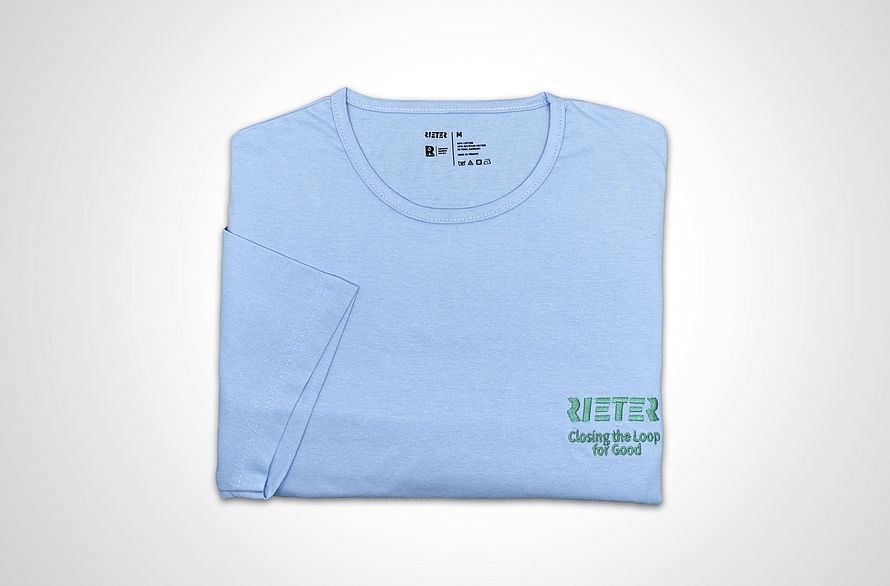 T-shirt made of recycled cotton