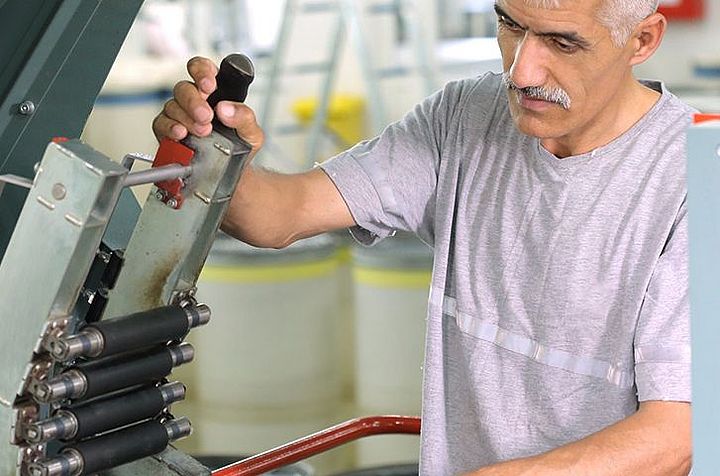 Aufrüstung und Nachrüstung Service