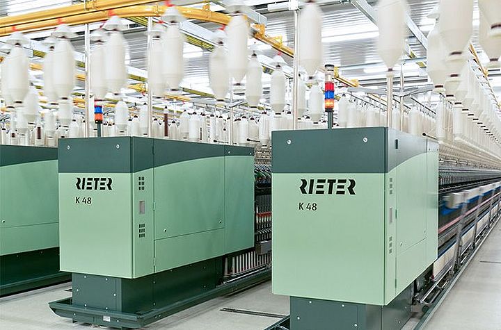 Kompakt iplik makinası K 48 – the compacting solution from Rieter Kompakt iplik makinası K 48 – birden fazla K 48 makinasının bulunduğu eğirme odası