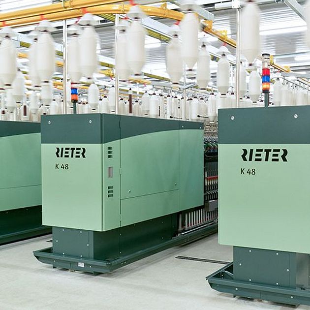 Kompakt iplik makinası K 48 – birden fazla K 48 makinasının bulunduğu eğirme odası