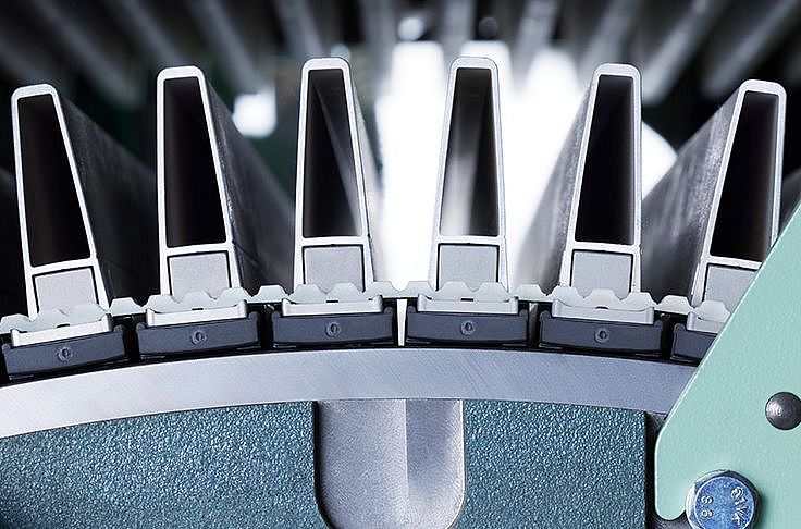 立达梳棉机C 80上的Graf SP盖板针布