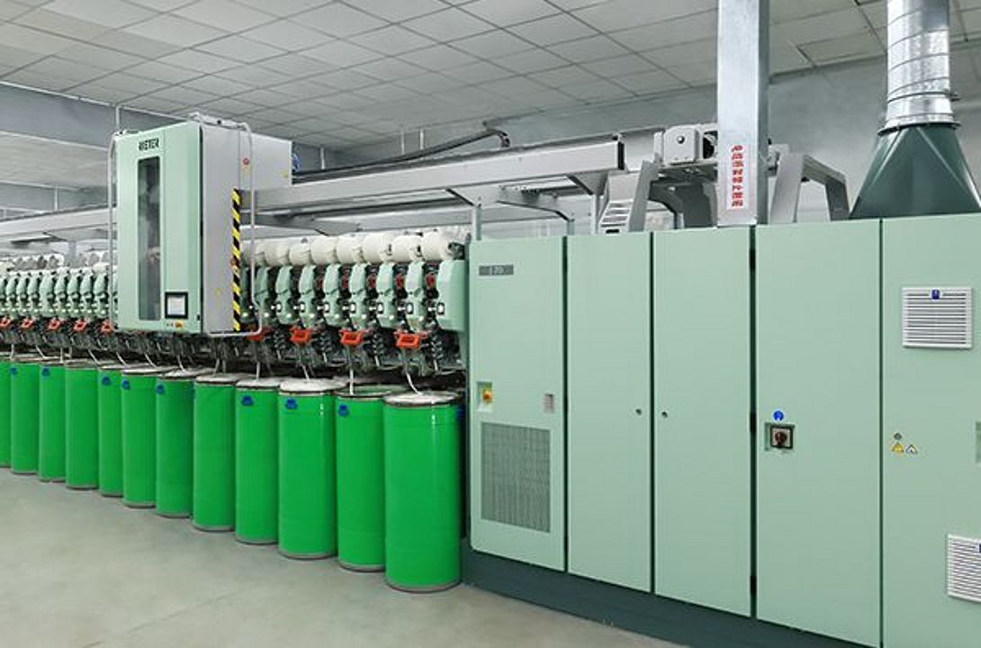 Automated air-jet spinning machine J 70