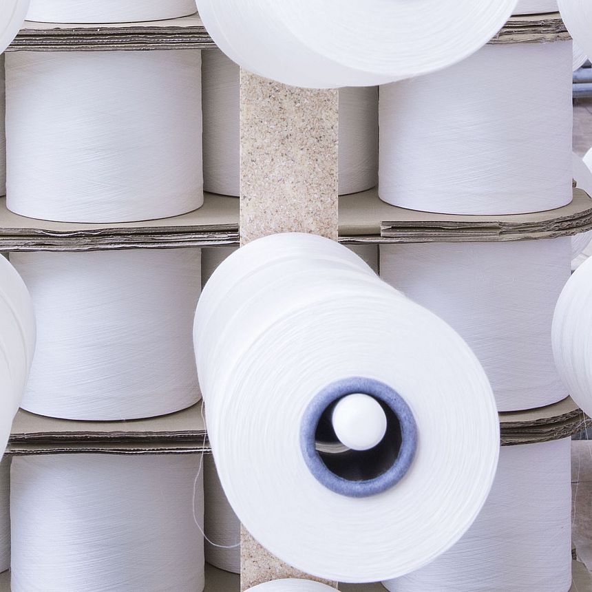 Hava jetli iplik bobinleri